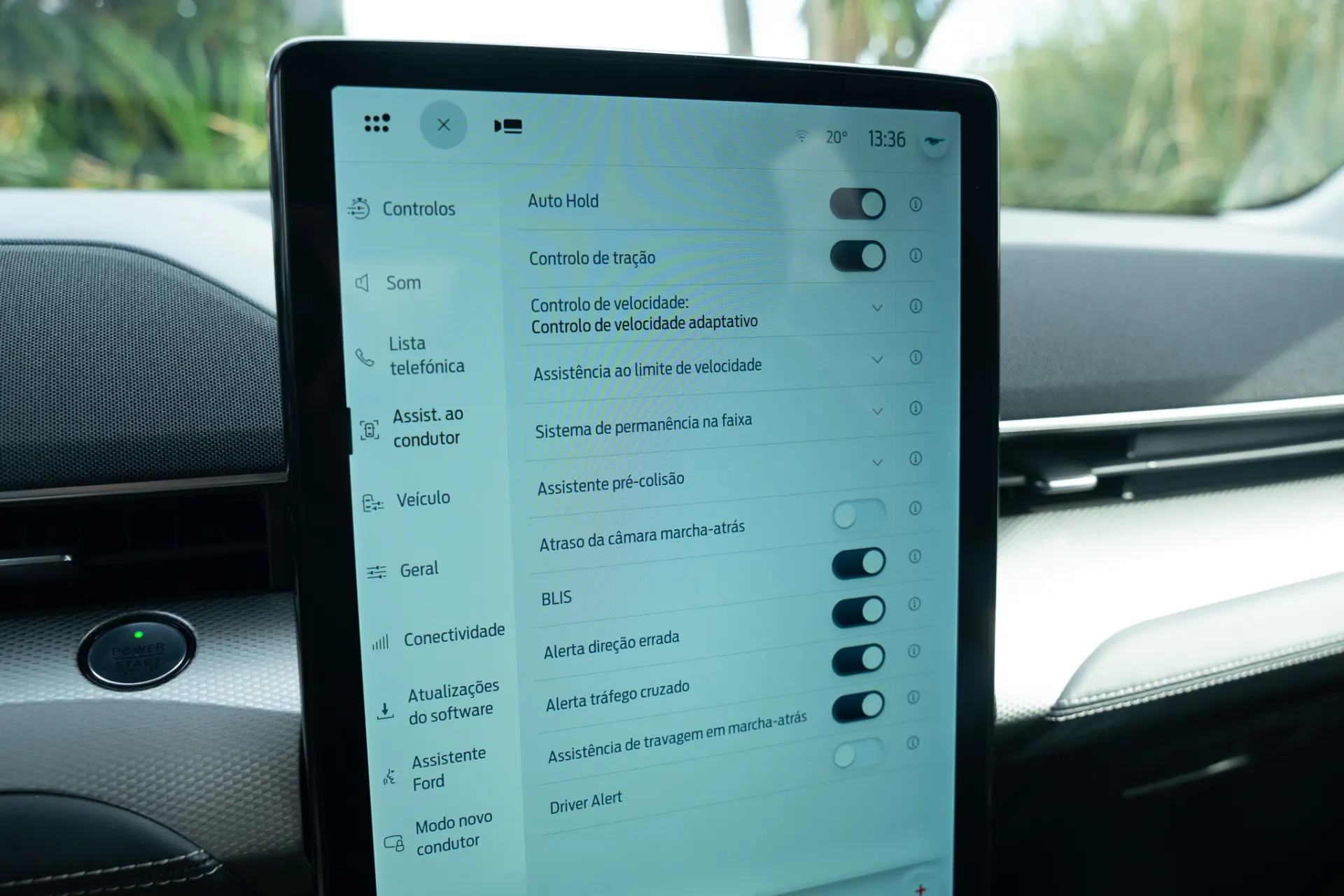 Ford Mustang Mach-E Standard 14