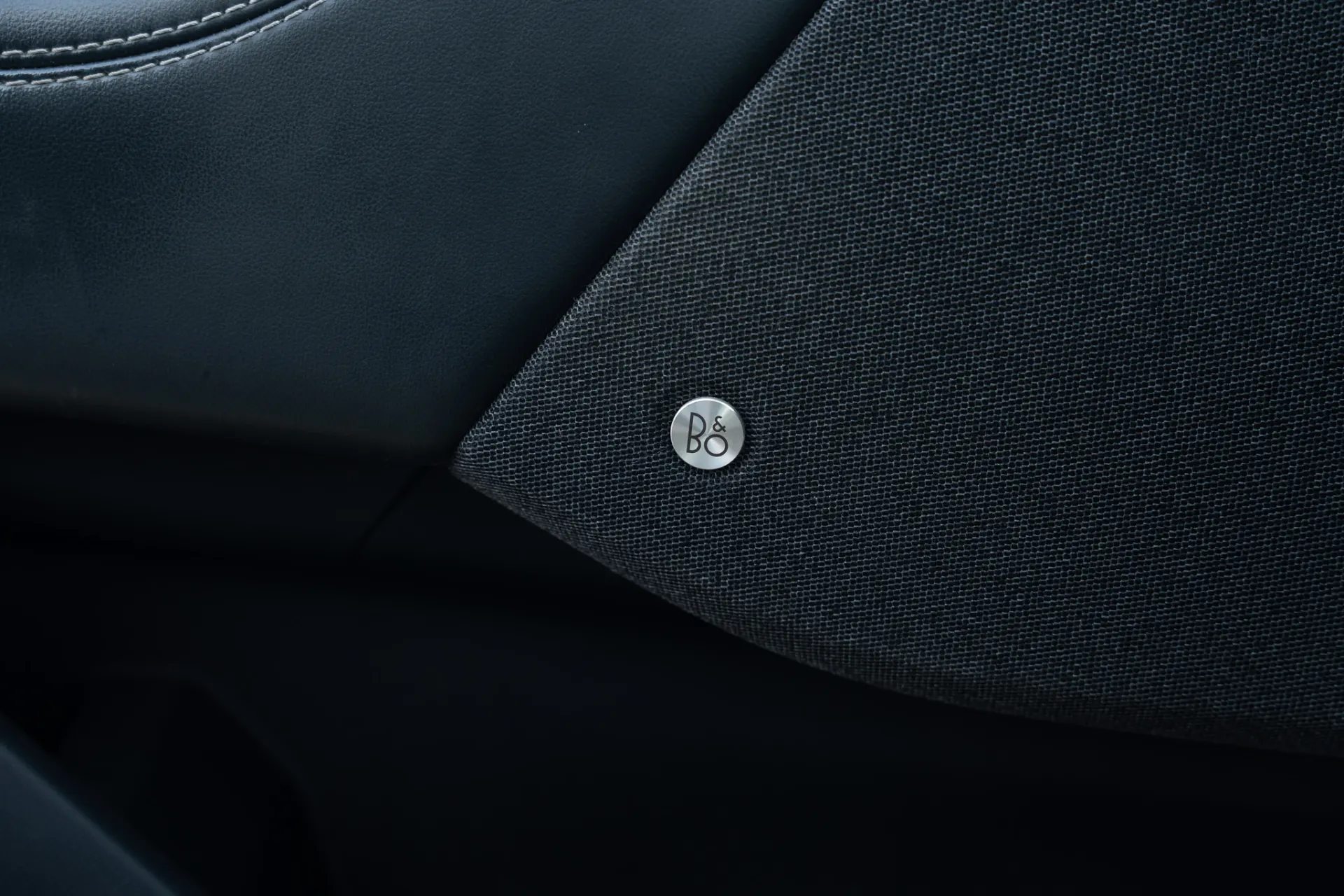 Ford Mustang Mach-E Standard 23