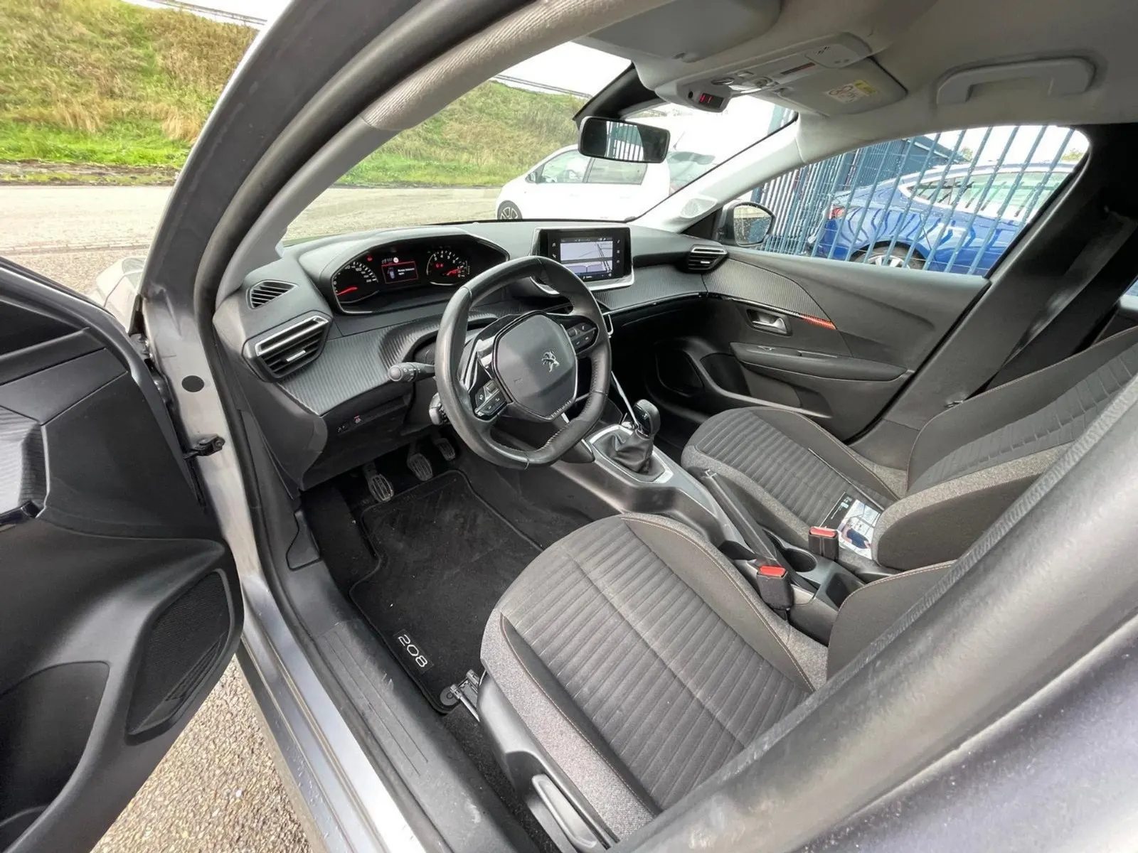 Peugeot 208 1.2 PureTech Active 8