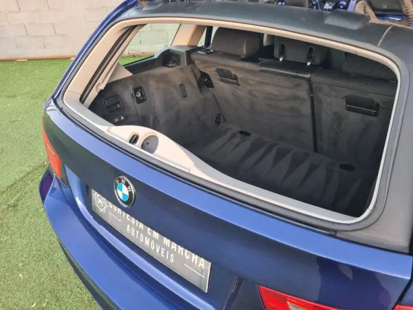 BMW 320 d Sport Line 13