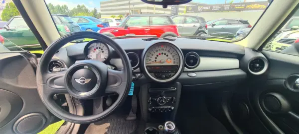 MINI Clubman Cooper D 1.6 7