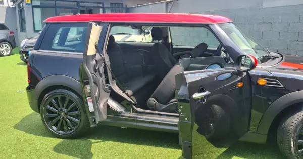 MINI Clubman Cooper D 1.6 13
