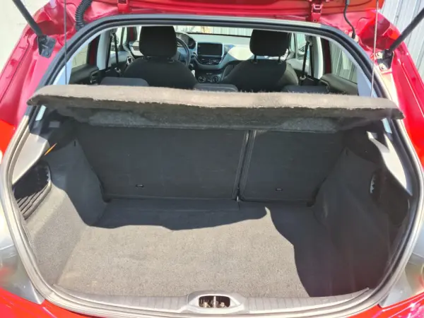 Peugeot 208 1.2 PureTech Style 10