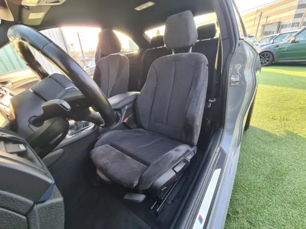 BMW 220 D Pack M Edition 13