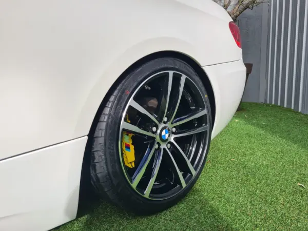 BMW 320 d Edição M 8