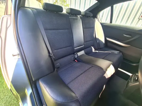 BMW 320 d Sport 7