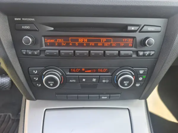 BMW 320 d Sport 9
