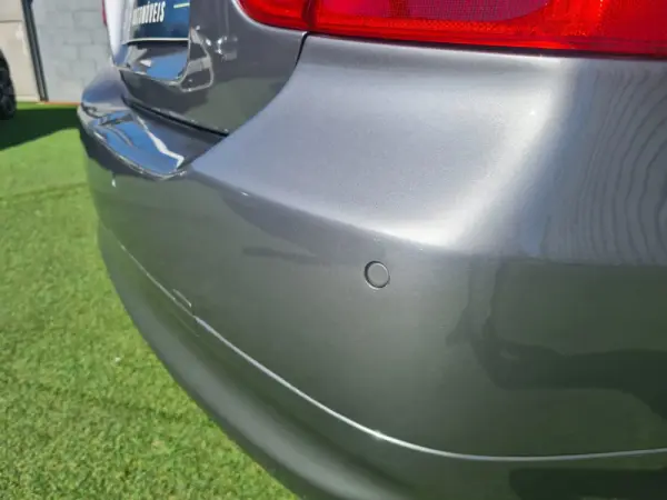 BMW 320 d Sport 10