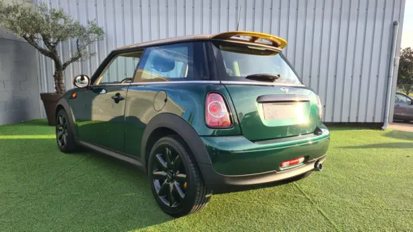 MINI 3 Portas Cooper D 4