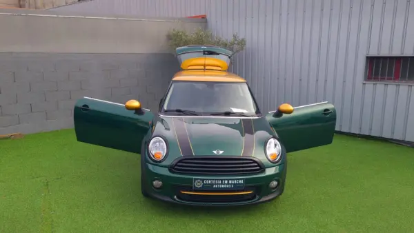 MINI 3 Portas Cooper D 17