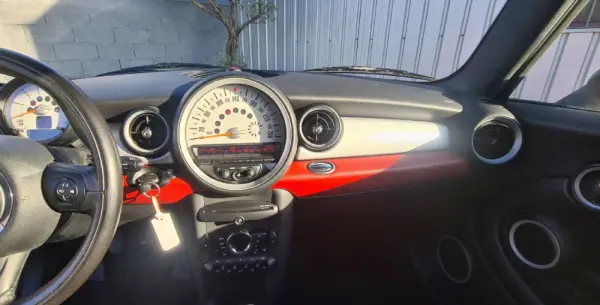 MINI 3 Portas Cooper D 1.6 13