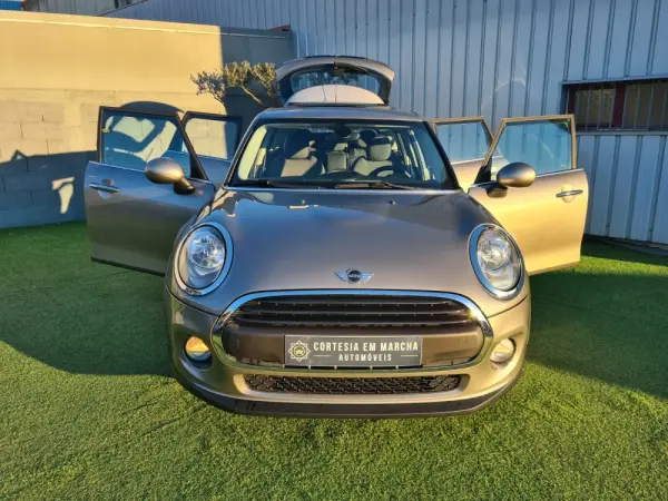 MINI 5 Portas Cooper D 14