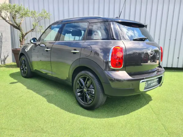 MINI Countryman Cooper D ALL4 Auto 3