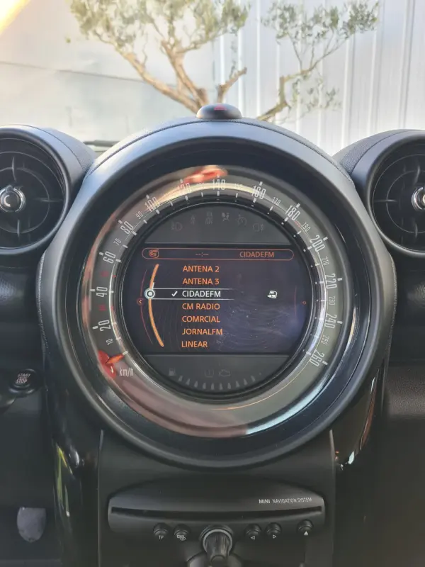 MINI Countryman Cooper D 8