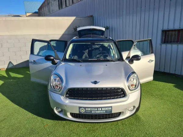 MINI Countryman Cooper D 17