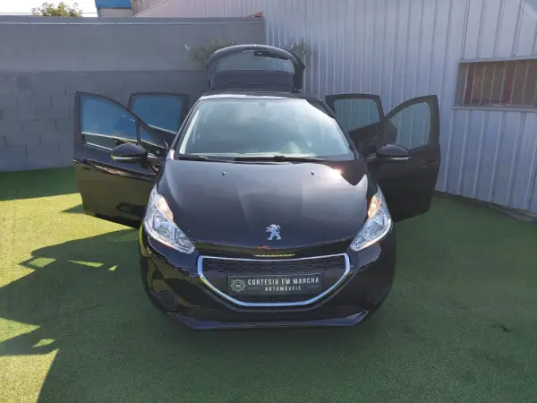 Peugeot 208 VTI Access 8