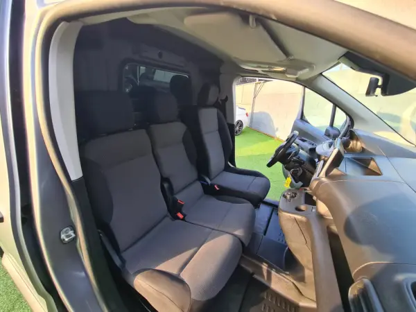 Peugeot Partner 1.5 BlueHDi Longa EAT8 16