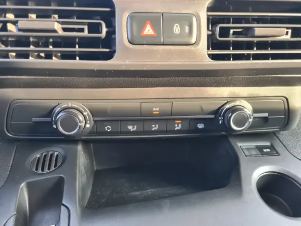 Peugeot Partner 1.5 BlueHDi Longa EAT8 20