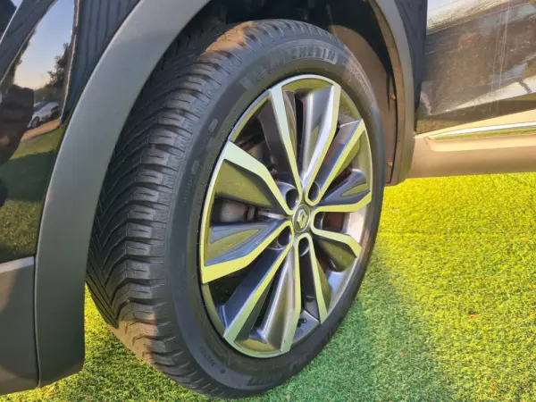 Renault Kadjar 5