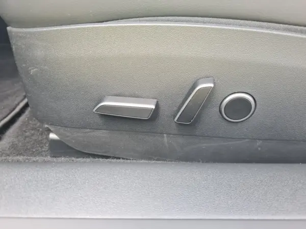 Tesla Model 3 Long Range AWD Dual Motor 9