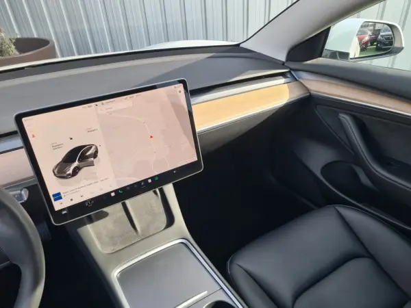 Tesla Model 3 Long Range AWD Dual Motor 11