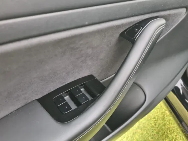 Tesla Model 3 Standard Plus 11