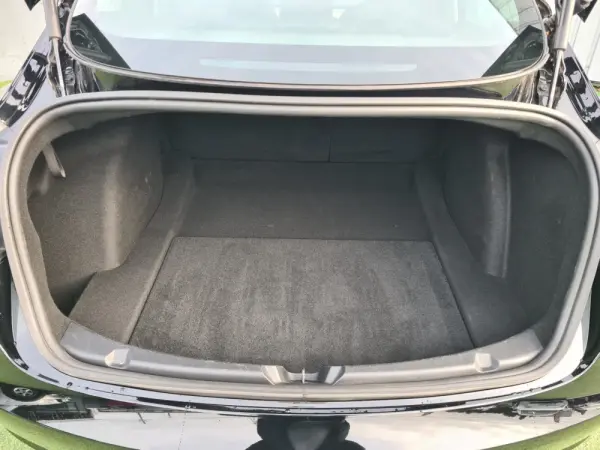 Tesla Model 3 Standard Plus 13