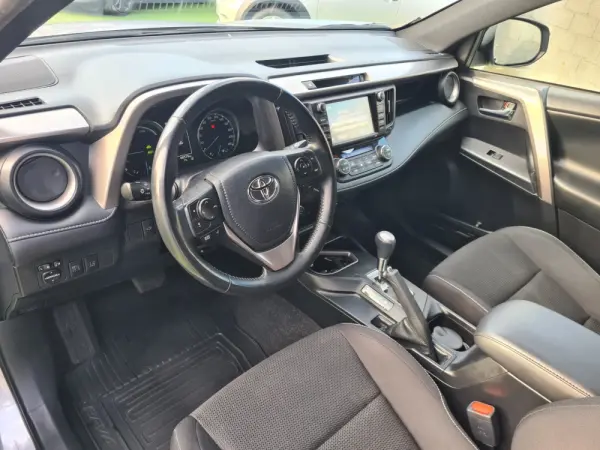 Toyota RAV4 2.5 Hybrid Pure Dark 4x2 5