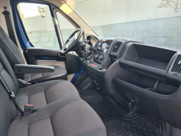 Citroen Jumper 2.2 BlueHDi 35 L3 Control 8