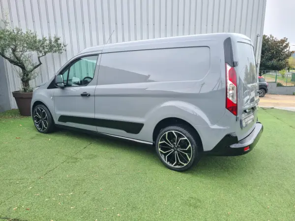 Ford Transit Connect 4