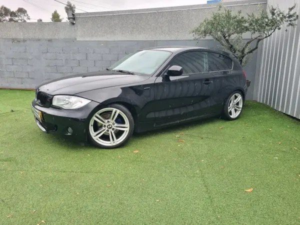 BMW 118 d Pack M 1