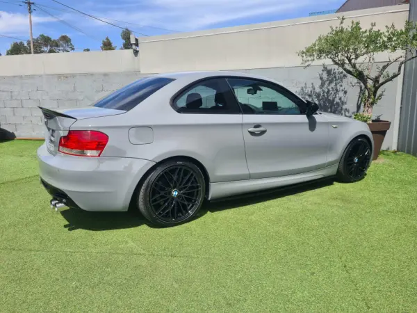 BMW 120 d Limited Edition Lifestyle c/ M Sport Pack 4