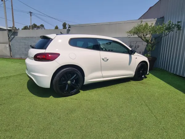 Volkswagen Scirocco 2.0 TDI 4