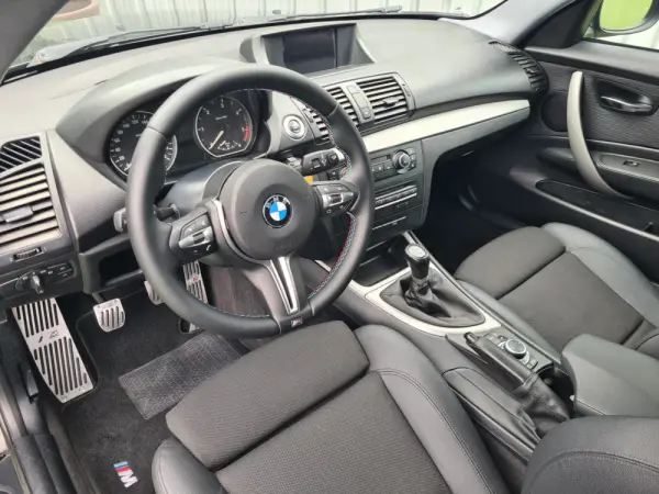 BMW 118 d Pack M 5