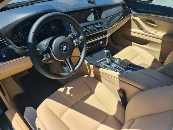 BMW 520 d Pack M Auto 5