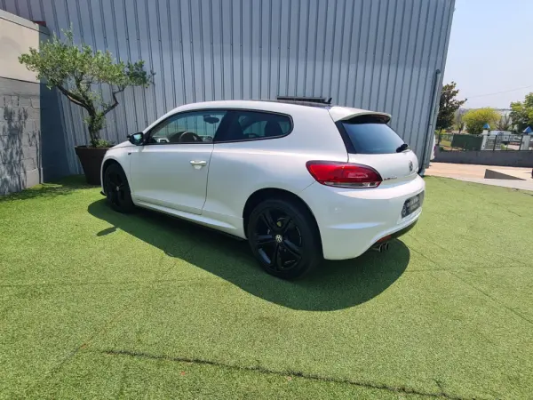 Volkswagen Scirocco 2.0 TDI 3