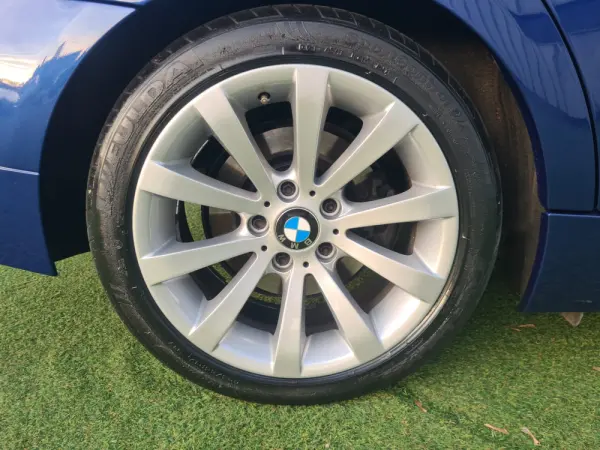 BMW 320 d Sport Line 14