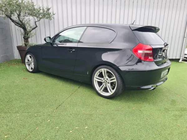 BMW 118 d Pack M 4