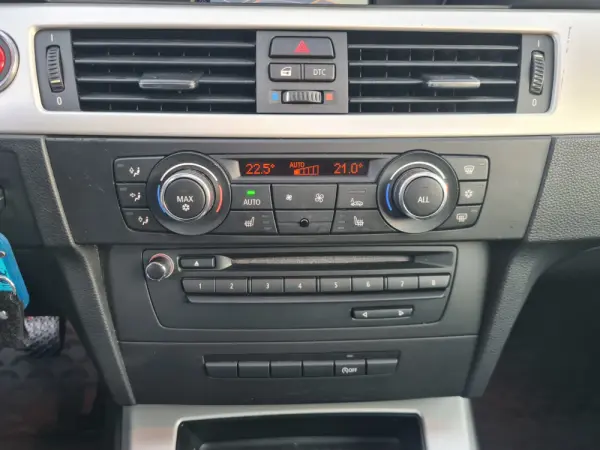 BMW 320 d Coupe Edição M 8