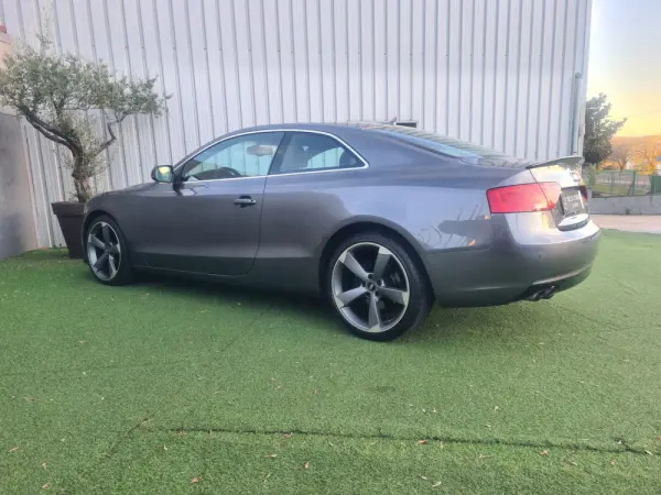 Audi A5 2.0 TDI S-line 4