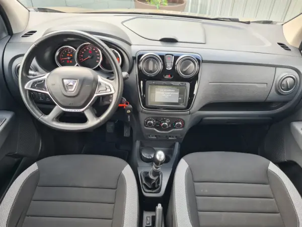 Dacia Lodgy 1.5 Blue dCi Stepway 7L 6
