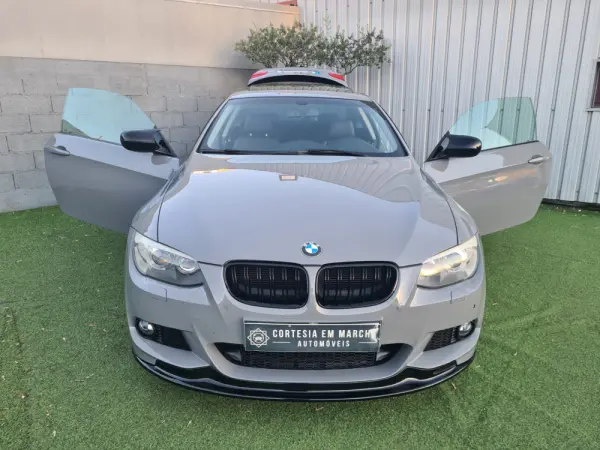 BMW 320 d Coupe Edição M 14