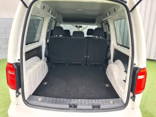 Volkswagen Caddy Maxi 2.0 TDI 11