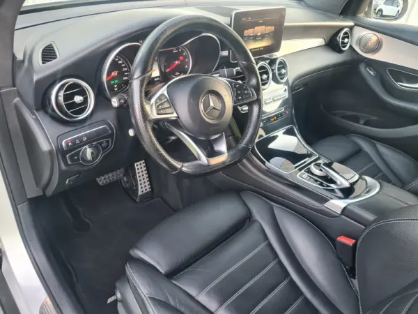 Mercedes-Benz GLC 350 e Coupé AMG Line 4-Matic 5