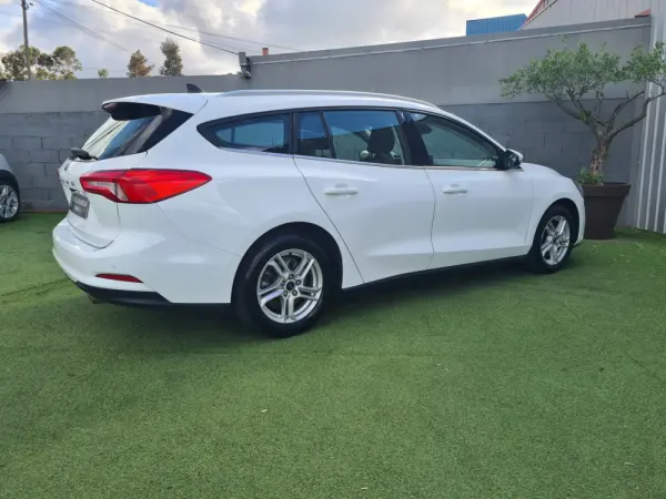 Ford Focus SW 1.5 EcoBlue S&S ACTIVE STYLE 4