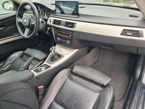 BMW 320 d Coupe 6