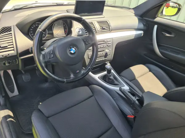 BMW 118 d Limited Edition Lifestyle c/ M Sport Pack 6