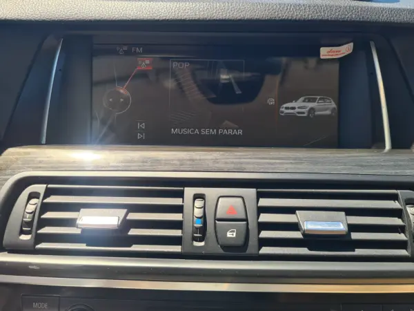 BMW 520 d Pack M Auto 9