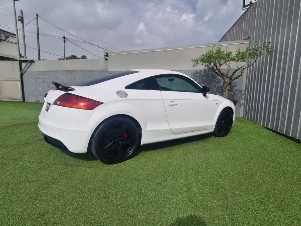 Audi TT Coupé 2.0 TDI quattro S-line 4