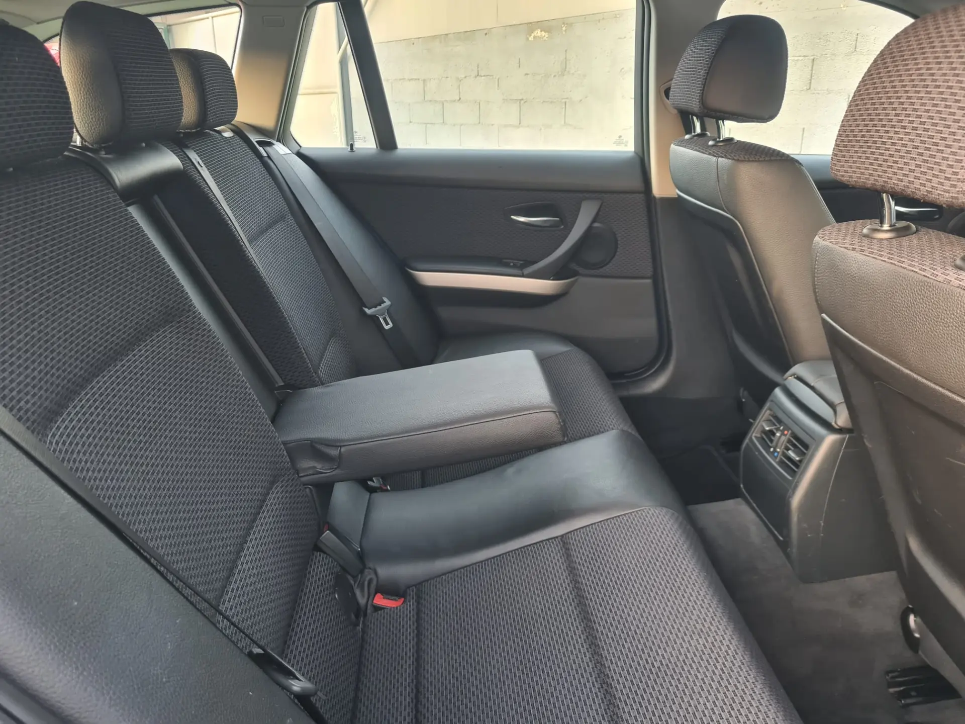 BMW 320 d Sport Line 11